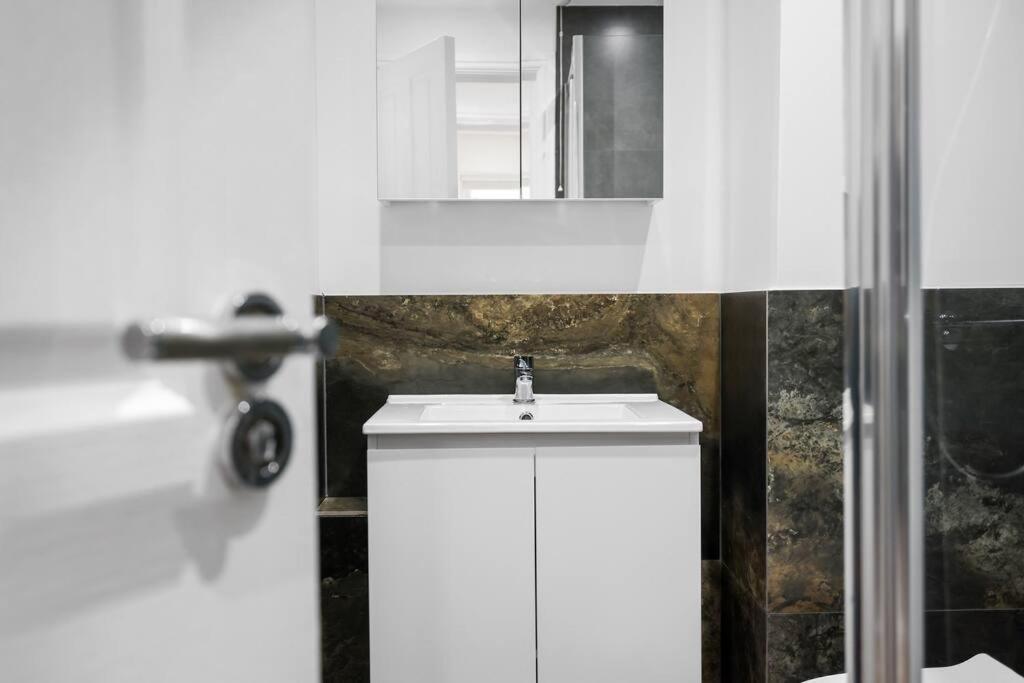 Parkhurst Apartments By Hiatus Concierge London Exterior photo